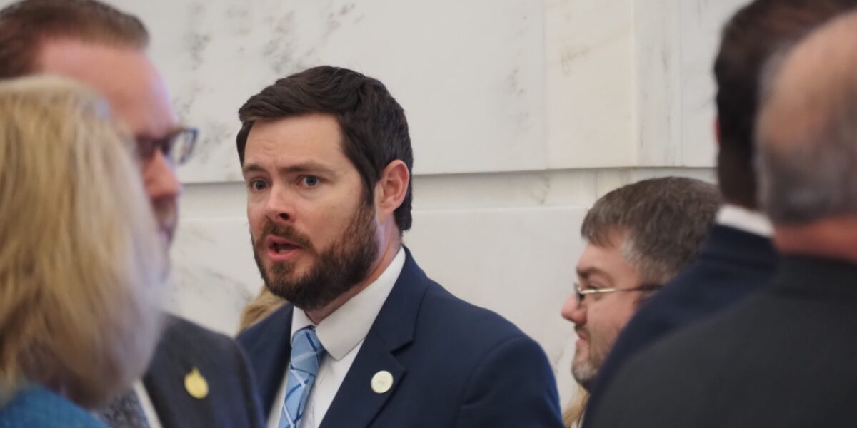 Ethics complaints against Arkansas attorney general, lawmaker dismissed